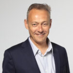 Maer Roshan Headshot